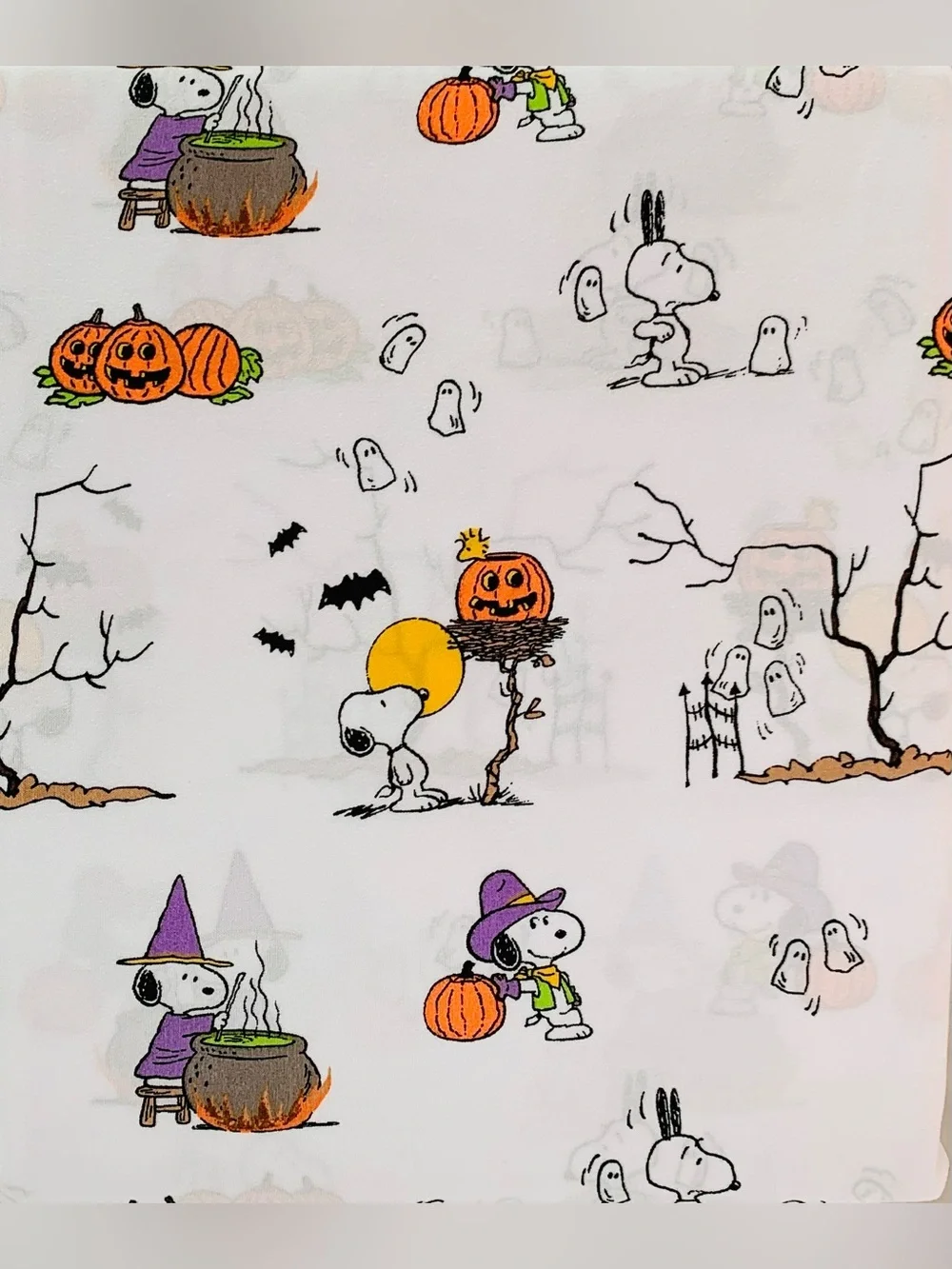 Peanuts Snoopy Halloween Spooky Pumpkins and Ghosts Sheet Set - King